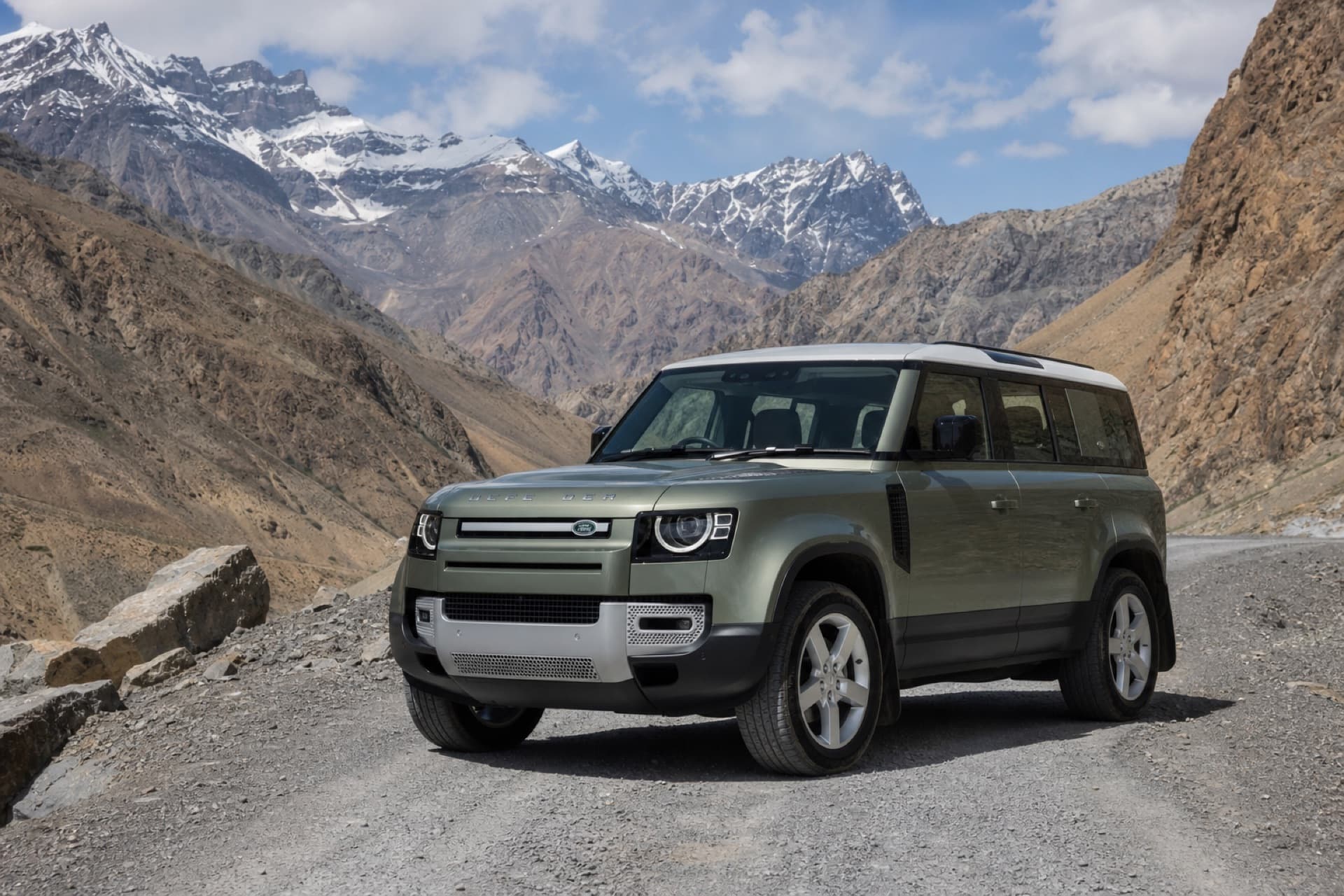 Land Rover Defender 110
