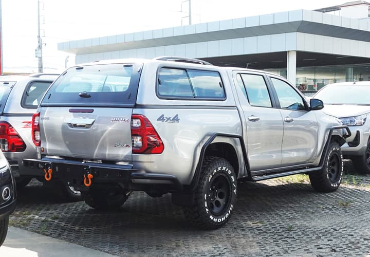 Series 5 S560 Canopy · Hilux Revo