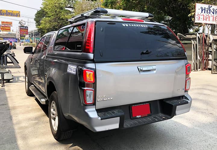 Series 7 Sliding Canopy · Isuzu D-Max